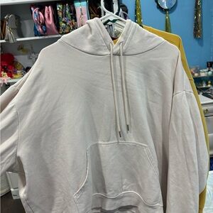 H&M Women's Cream Hoodie Sweater